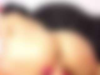 doll-ssquirts's Live Sex Cam Show