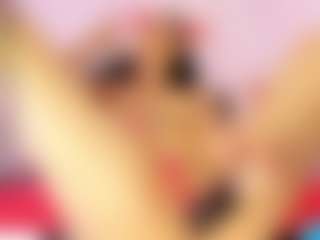 doll-ssquirts's Live Sex Cam Show