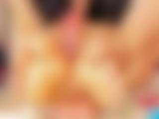 doll-ssquirts's Live Sex Cam Show