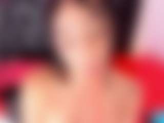 doll-ssquirts's Live Sex Cam Show