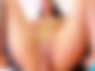 doll-ssquirts's Live Sex Cam Show