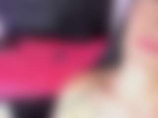 doll-ssquirts's Live Sex Cam Show