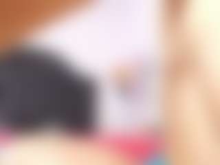 doll-ssquirts's Live Sex Cam Show