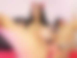 doll-ssquirts's Live Sex Cam Show