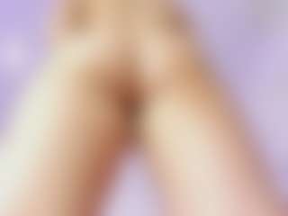 doll-ssquirts's Live Sex Cam Show