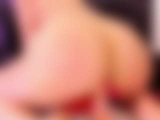 doll-ssquirts's Live Sex Cam Show