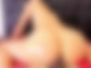 doll-ssquirts's Live Sex Cam Show