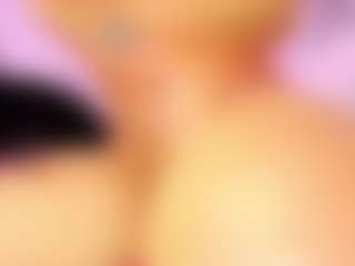 Live cam show with doll-ssquirts - Spank Red Hair on luckytryst.com