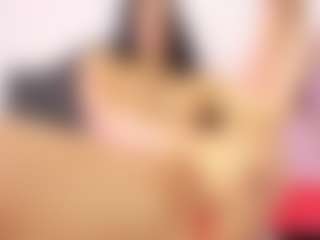 doll-ssquirts's Live Sex Cam Show