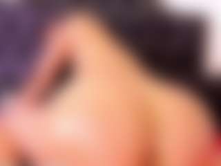 doll-ssquirts's Live Sex Cam Show