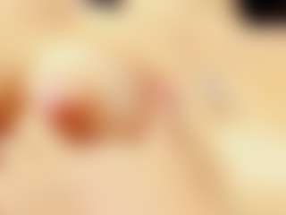 doll-ssquirts's Live Sex Cam Show
