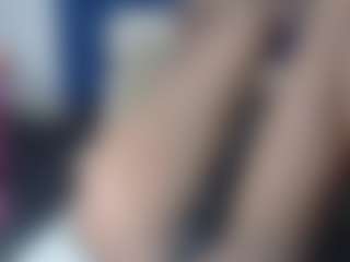 Live cam show with briana sexy mature - Sexcam on livesuperchat.net