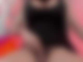 Live cam show with Andie Baker Monroe - Gape on Camsoda