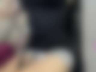 Live cam show with Andie Baker Monroe - Smoking on Camsoda