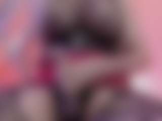Live cam show with Andie Baker Monroe - Blonde Hair on Camsoda