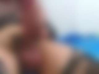 ESMERALDA-TS-BIG's Live Sex Cam Show
