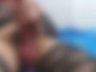 ESMERALDA-TS-BIG's Live Sex Cam Show