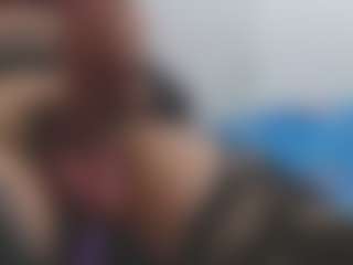 ESMERALDA-TS-BIG's Live Sex Cam Show