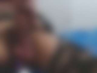 ESMERALDA-TS-BIG's Live Sex Cam Show