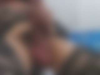 Live cam show with ESMERALDA-TS-BIG - Green Eyes on CamwithHer