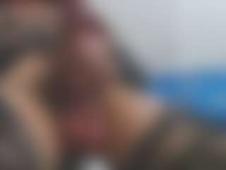 ESMERALDA-TS-BIG's Live Sex Cam Show