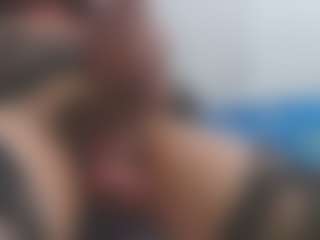 Live cam show with ESMERALDA-TS-BIG - Red Hair on StripNow