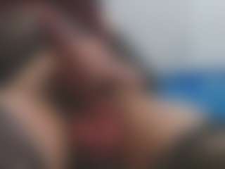 Live-Cam-Show mit ESMERALDA-TS-BIG - Black Hair auf Camsoda