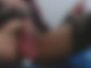 ESMERALDA-TS-BIG's Live Sex Cam Show