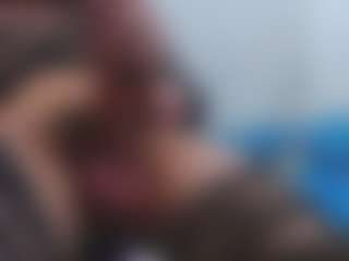 Live cam show with ESMERALDA-TS-BIG - Average on Hubzter Live