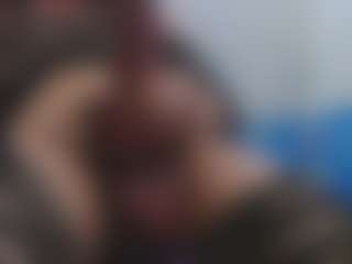 Live cam show with ESMERALDA-TS-BIG - Dirty Talk on Hubzter Live