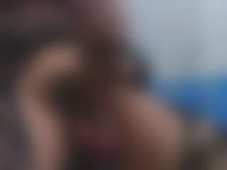 Live cam show with ESMERALDA-TS-BIG - Green Eyes on sexylive.show