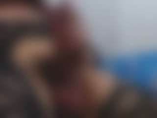 ESMERALDA-TS-BIG's Live Sex Cam Show