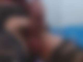 Live cam show with ESMERALDA-TS-BIG - Black Hair on xplaylive.com
