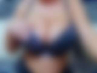KellyBabee's Live Sex Cam Show