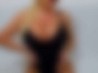 KellyBabee's Live Sex Cam Show