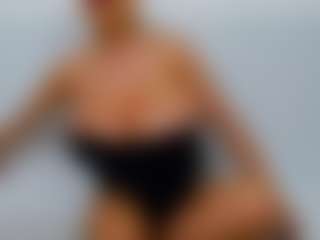 KellyBabee's Live Sex Cam Show