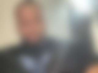 Live cam show with KingTGC - No Smoking on madthumbs