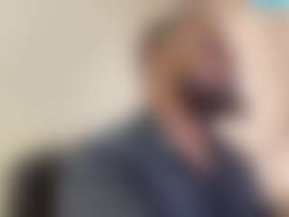 Live cam show with KingTGC - Living Room on madthumbs