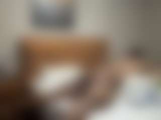 Live cam show with KingTGC - Bedroom on Camsoda