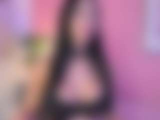 Julieta's Live Sex Cam Show