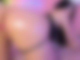 Julieta's Live Sex Cam Show