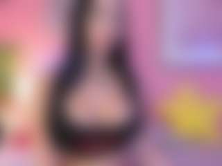 Live cam show with Julieta - Fingering on livesuperchat.net
