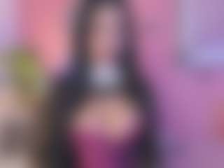 Julieta's Live Sex Cam Show