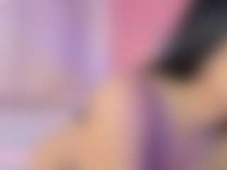 Live cam show with Julieta - Anal Teen (18+) on Camsoda