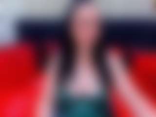 Live cam show with Katherine - Striptease on luckytryst.com