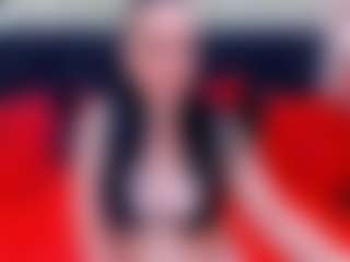 Live cam show with Katherine - Robe on Camsoda