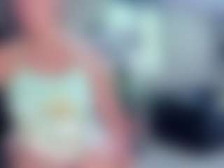 Live cam show with sarai_dupont - Granny Big Tits on Uber Horny