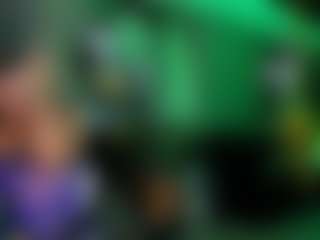 Live cam show with sarai_dupont - Green Eyes on StripNow