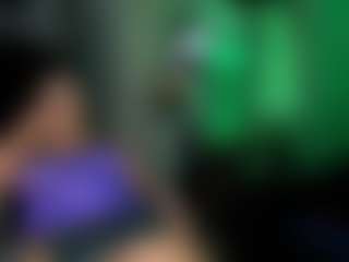 Live cam show with sarai_dupont - Granny MILF on dropp.cam