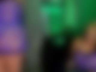 Live cam show with sarai_dupont - Granny Blonde Hair on CamwithHer